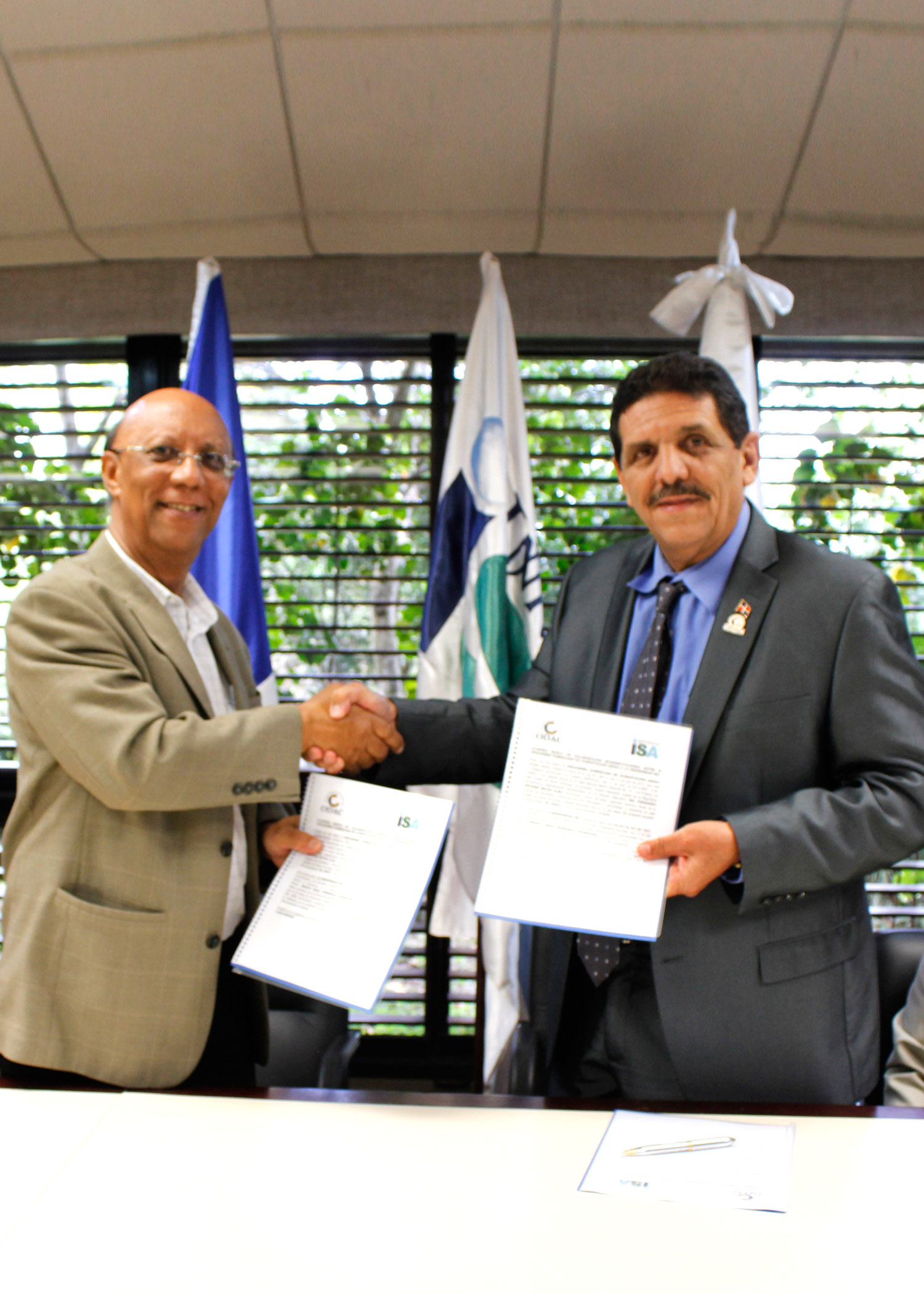 ODAC y la Universidad ISA firman acuerdo de colaboración para acreditar ...